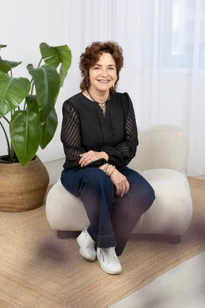 Portrait von Gudrun