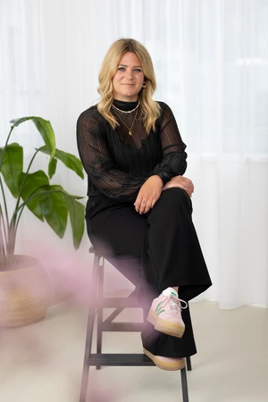Portrait von Isabelle