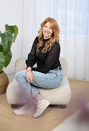 Portrait von Julia
